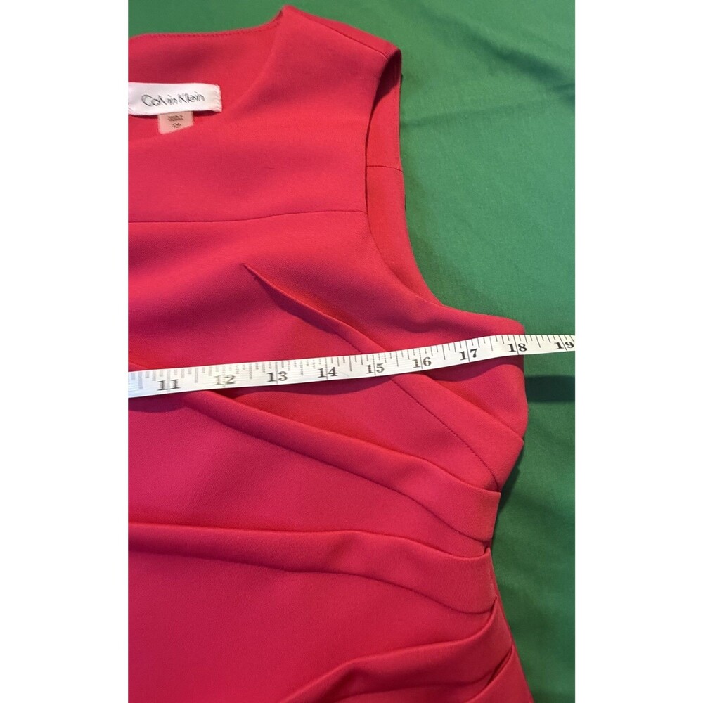 ❤️✨ Calvin Klein Red Cocktail Dress – Elegant & Timeless Party Dress ✨❤️ - Picture 4 of 14